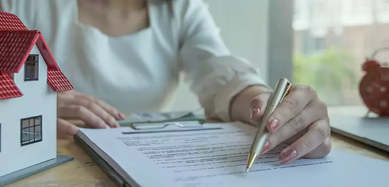 We Buy Homes to Help You Pay Off Debt – No Repairs or Upgrades Needed in New Hampshire, NH